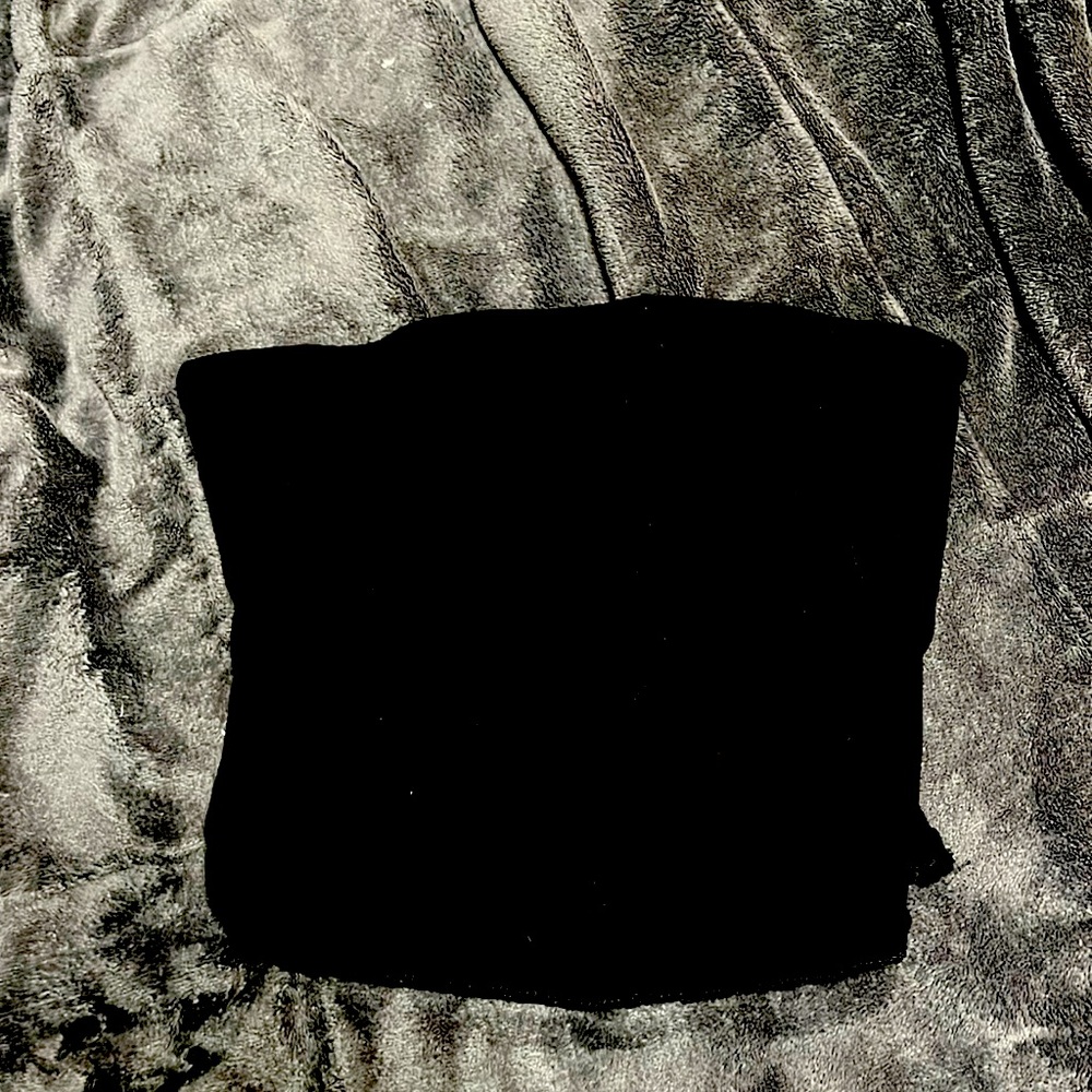 Size small Tilly’s black tube top